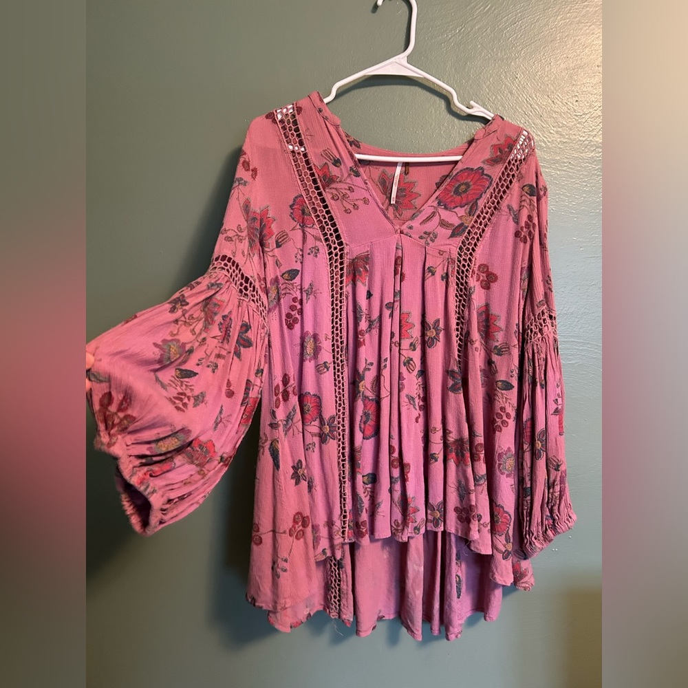 Free people long time tunic top or mini dress. Great for spring